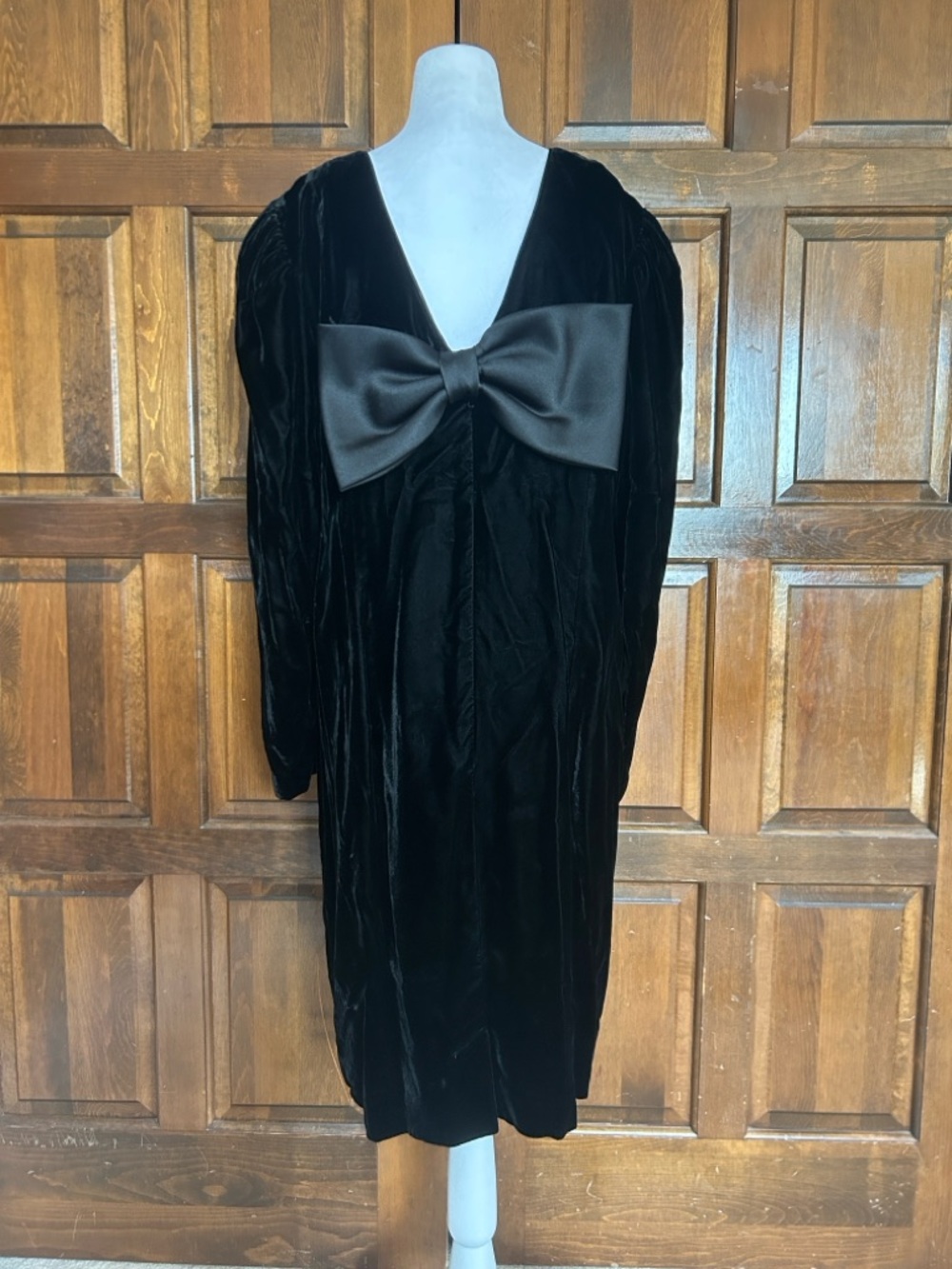 VTG 80s 90s Morgan Taylor Black Velvet Evening Gown 18W Retro Party Prom Bow - Picture 4 of 11